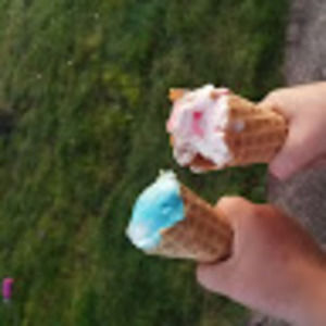 Meet your Posher, Some person